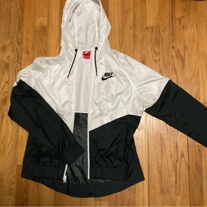 Women’s Nike Windbreaker